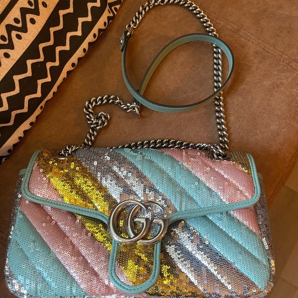 Gucci Marmont Pastel Multicolor Sequin Crossbody Bag - Picture 10 of 10